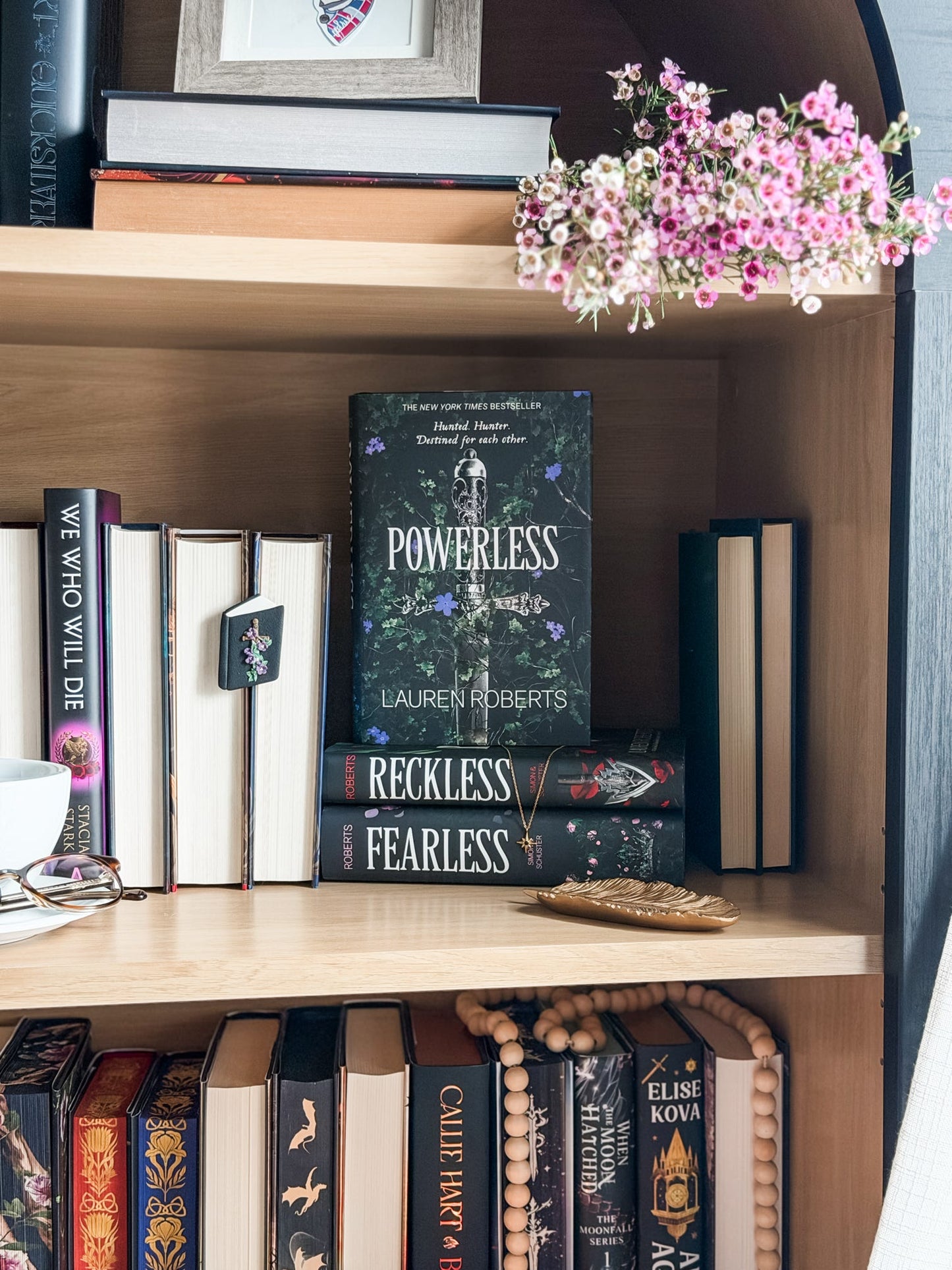 Bookshelf Decorations