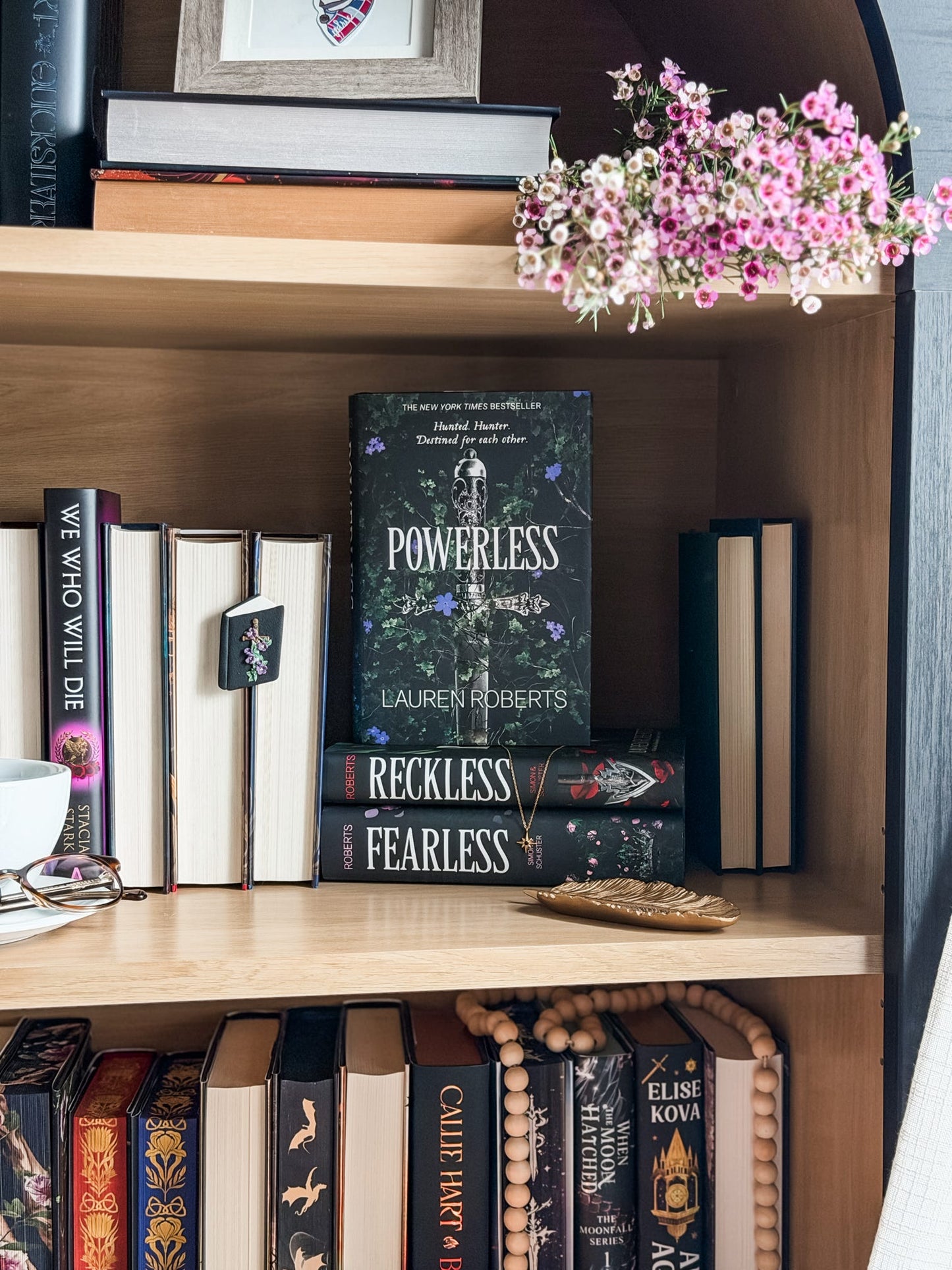 Bookshelf Decorations