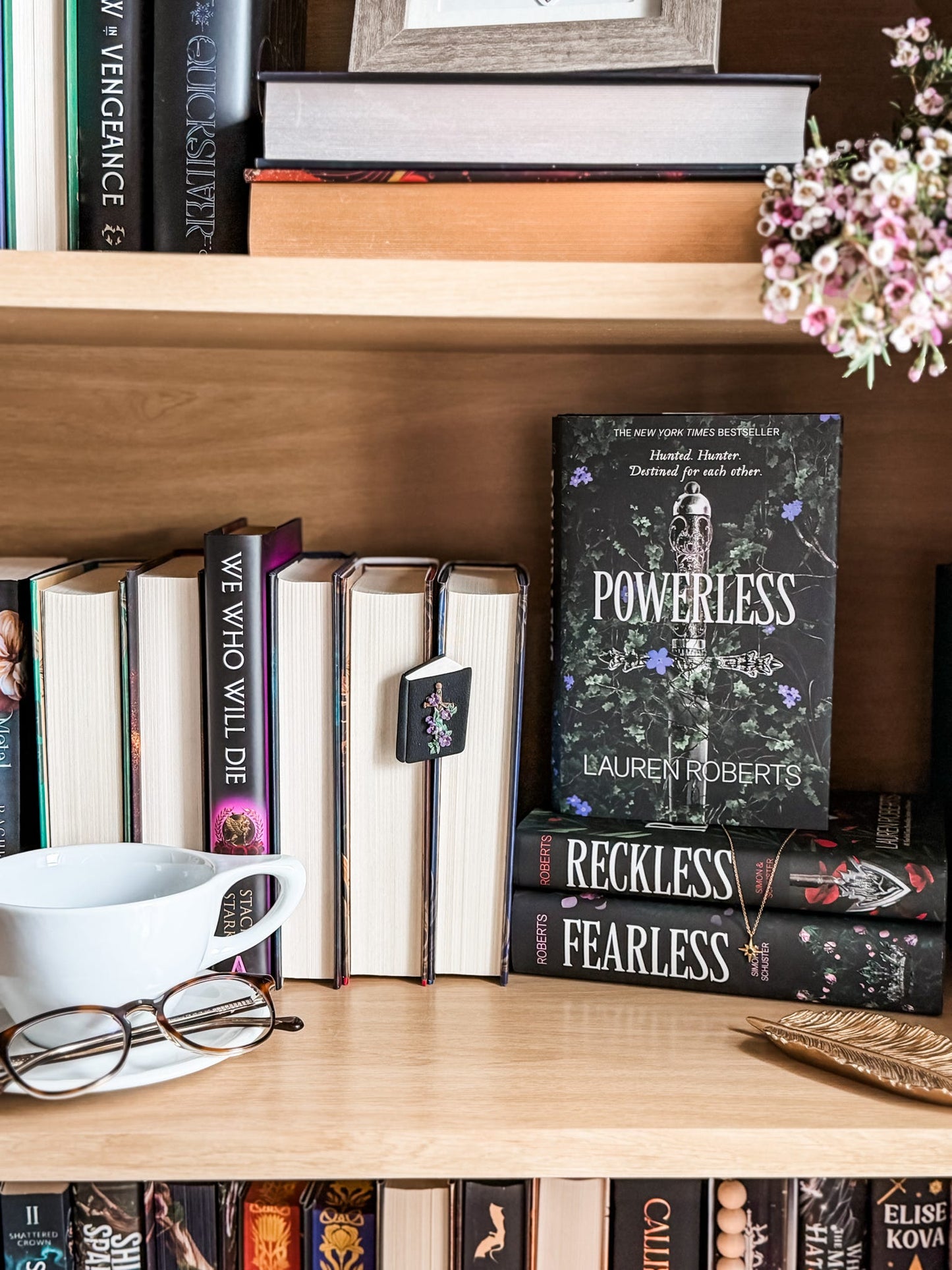 Bookshelf Decorations