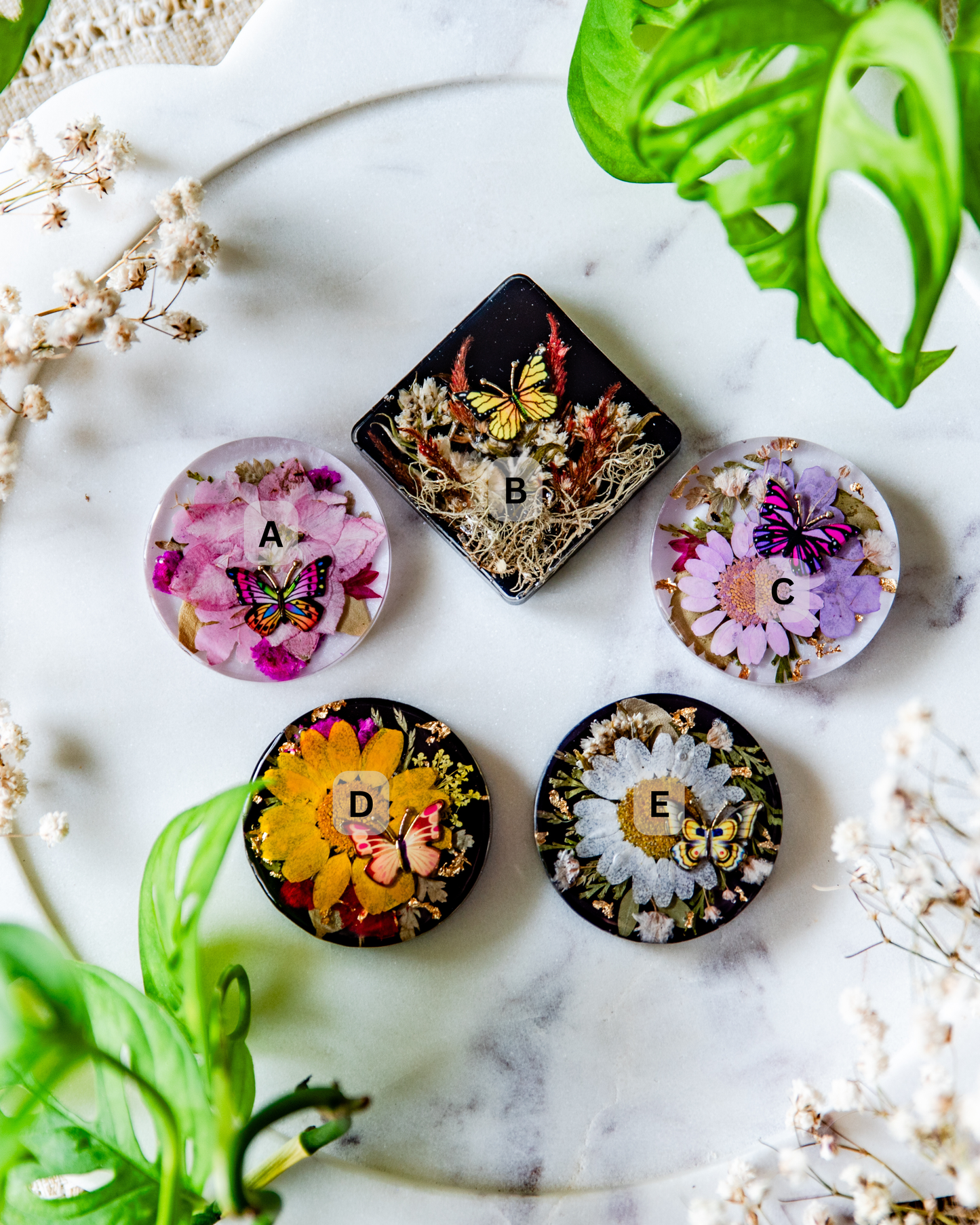 Pre-Made Dried Floral w/Butterfly