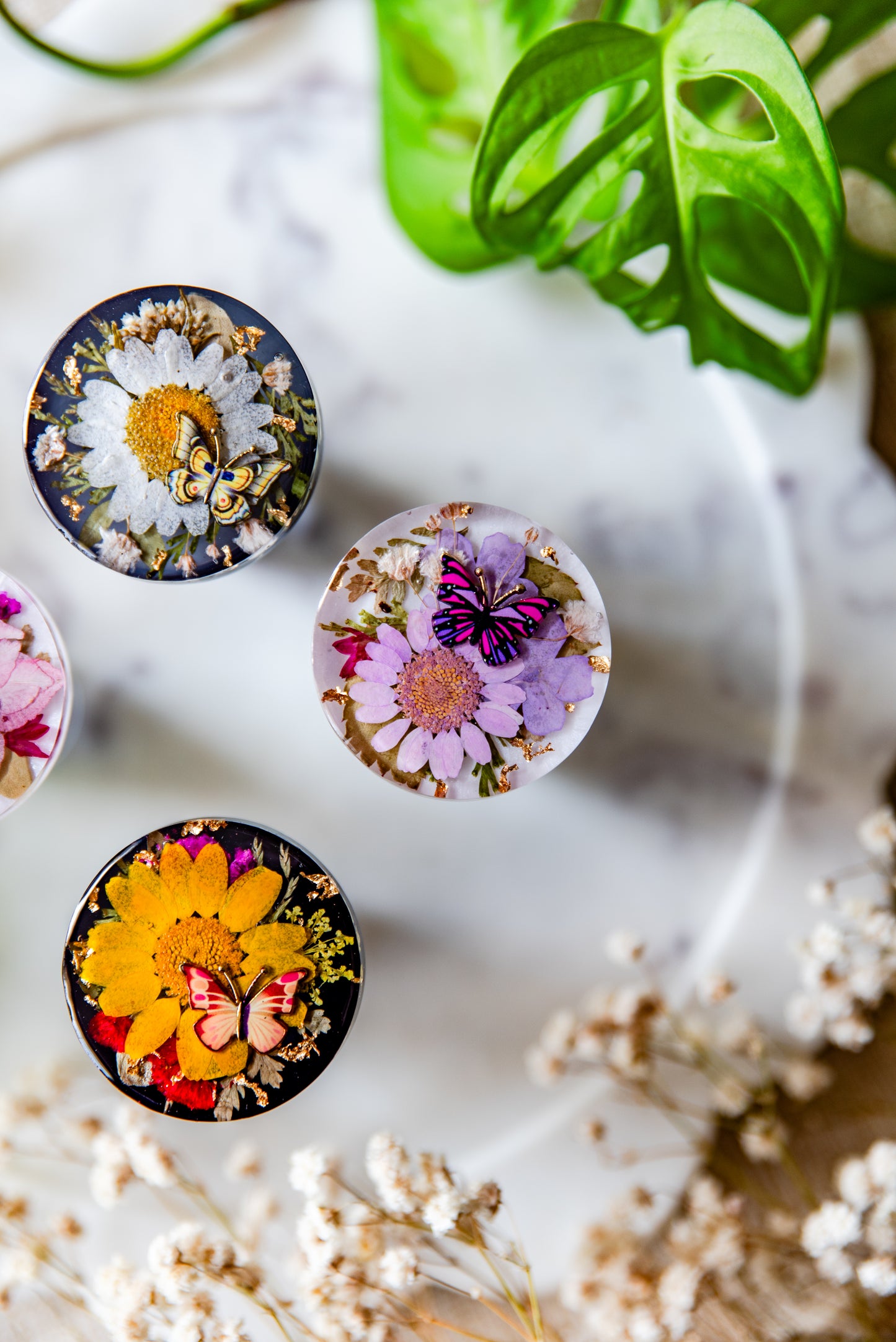 Pre-Made Dried Floral w/Butterfly