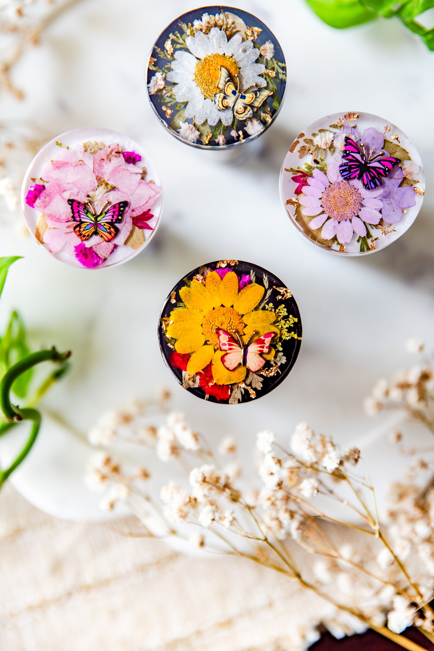 Pre-Made Dried Floral w/Butterfly